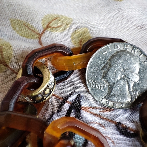 J. Crew Faux Tortoise Link Bracelet Round Oxidized Brass Tone Rhinestone Accents - Picture 8 of 9